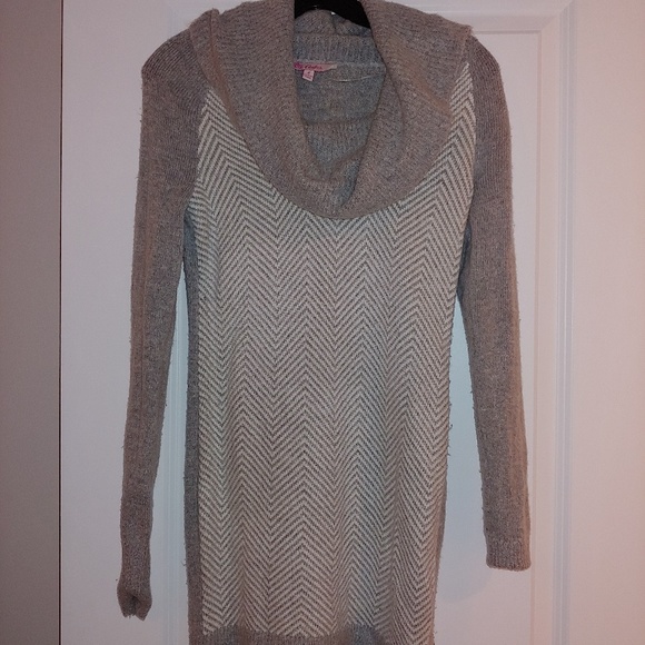 Candie's Dresses & Skirts - Sweater dress